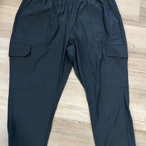 Old Navy Sleektech Cargo Pants